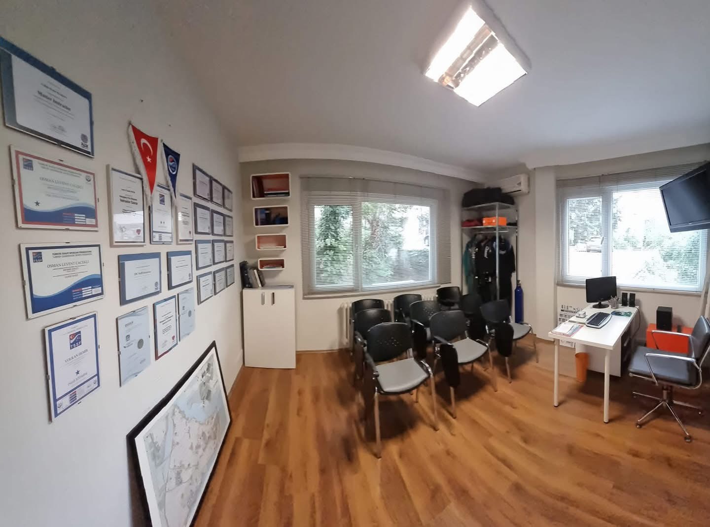 Deepist Istanbul classroom and meeting space